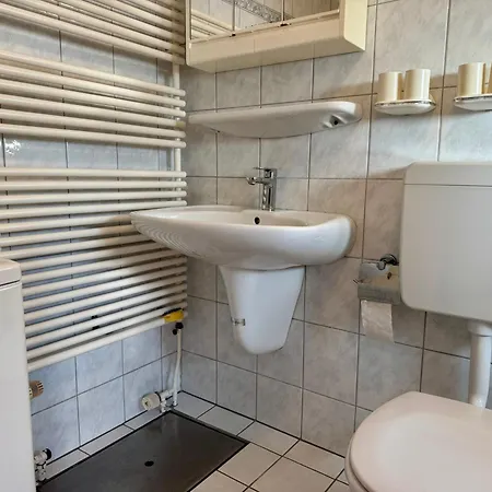 בית נופש Haus Eri *
